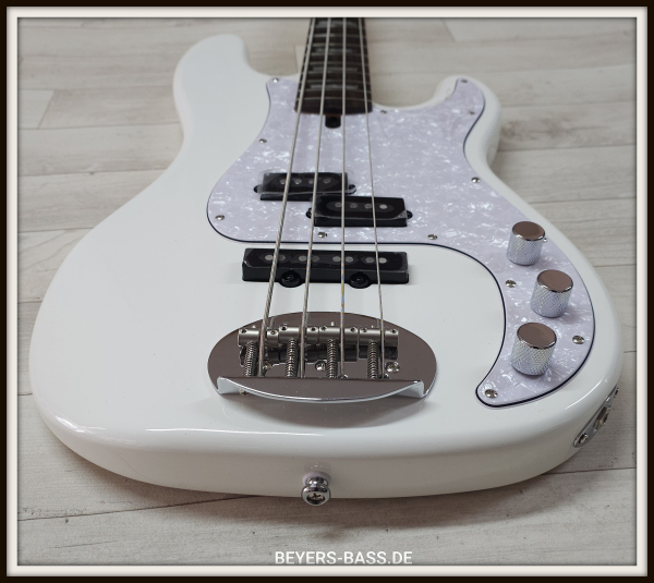 Preview: Lakland Skyline 44-64C Custom, White Gloss